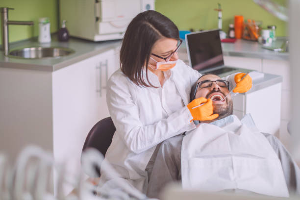 Best Emergency Tooth Extraction in Roodhouse, IL